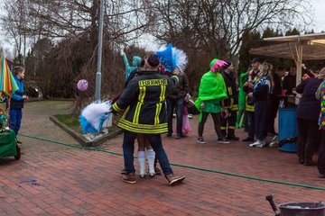 Bild 818 - Latuff 2016 Umzug